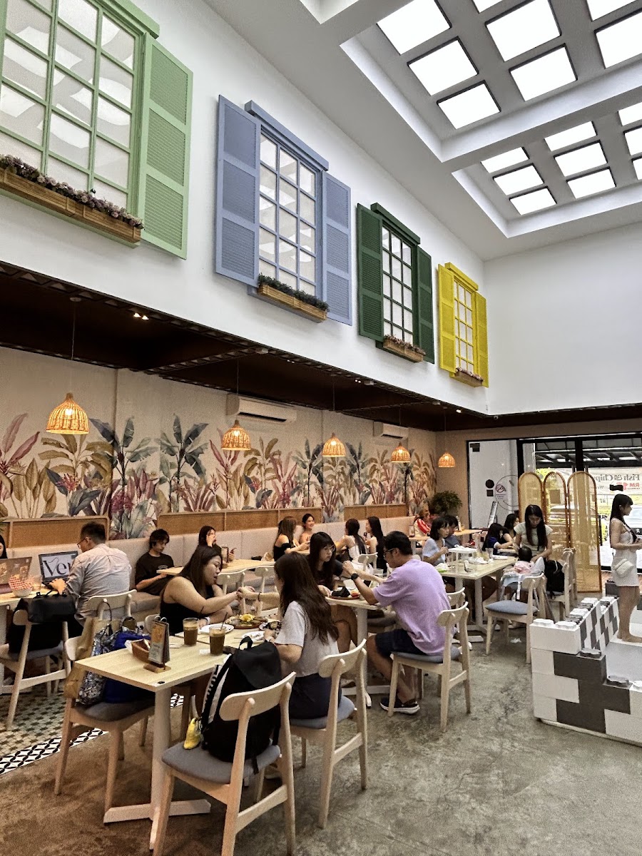 The Courtyard Place @ Eco Palladium