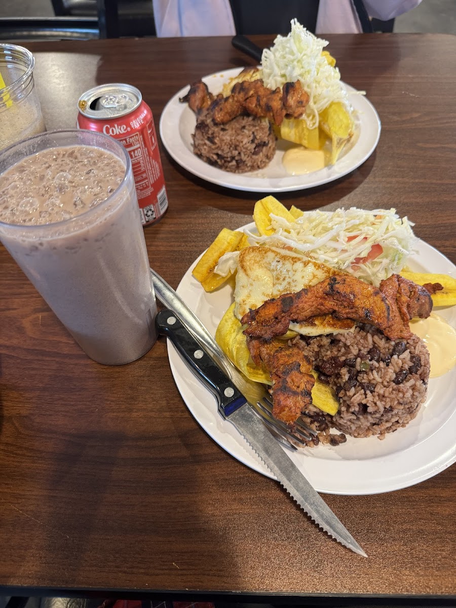 Nicaragüita Restaurant - Photo 7