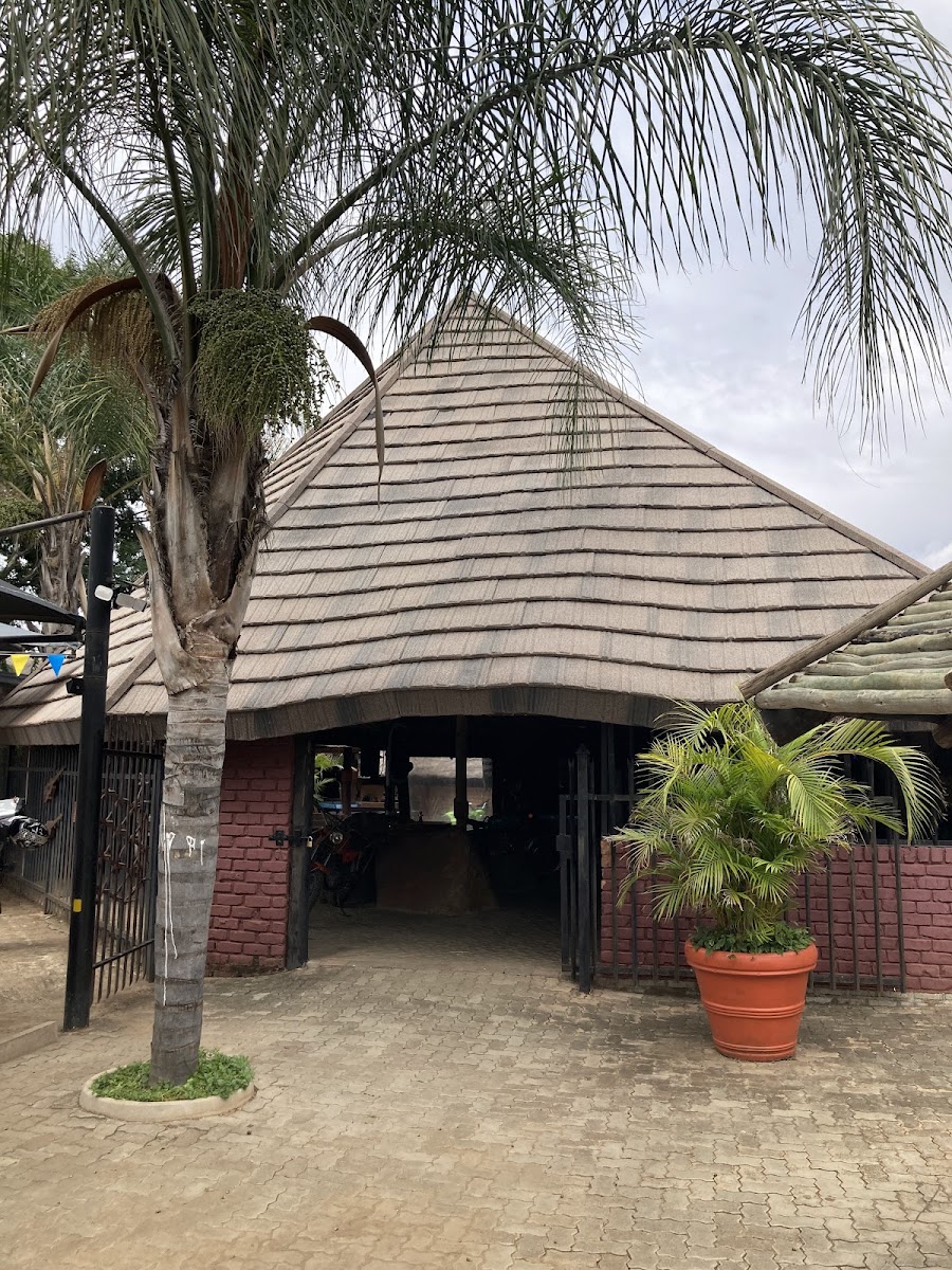 Femsus Pub & Grill - Photo 7