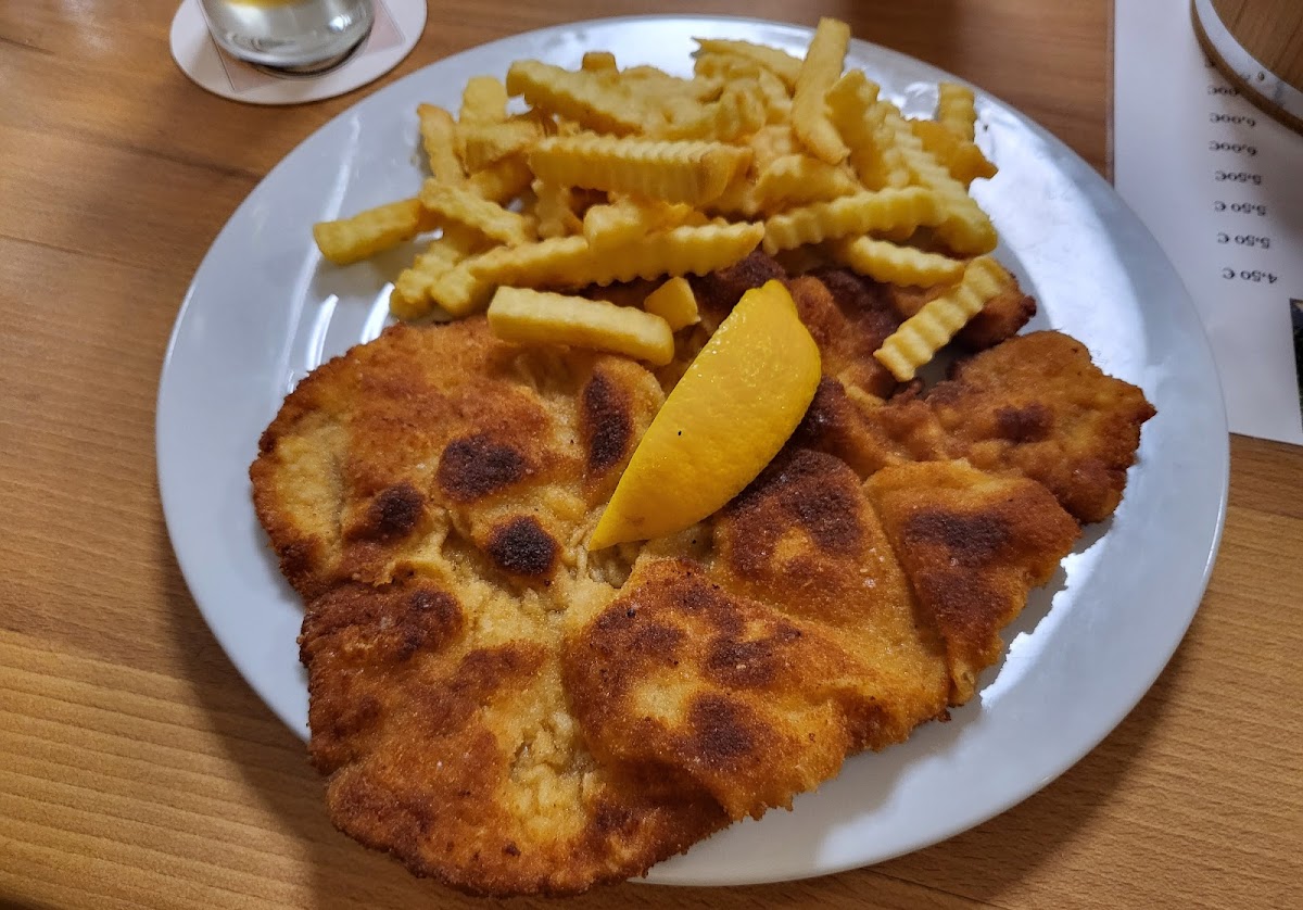 Gasthaus Holzkarrer - Photo 3