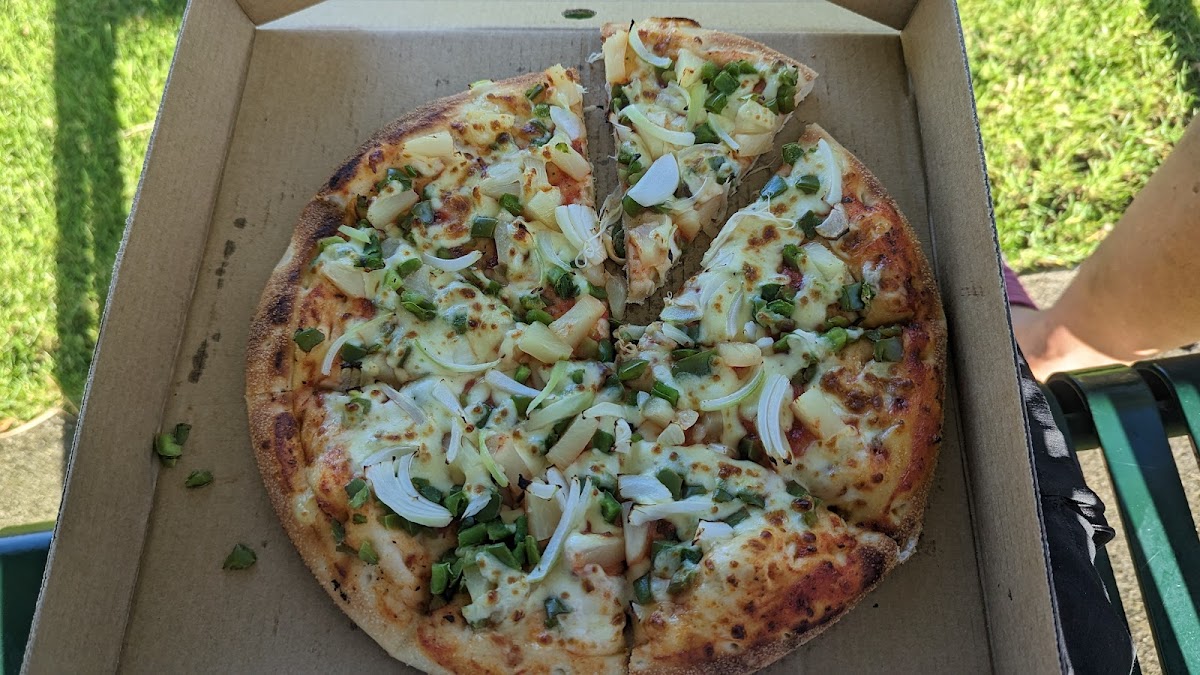 Downtown Pizza and Cuisine - Photo 9