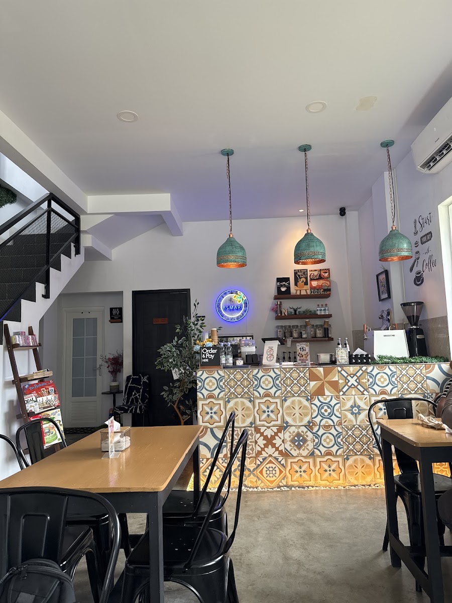 ASMARI Cafe, Eatery & Space - Photo 2