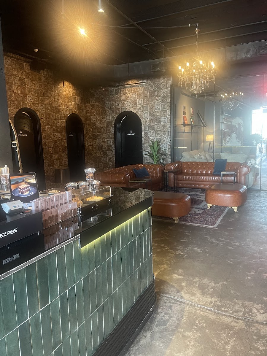 367 cafe - Photo 2