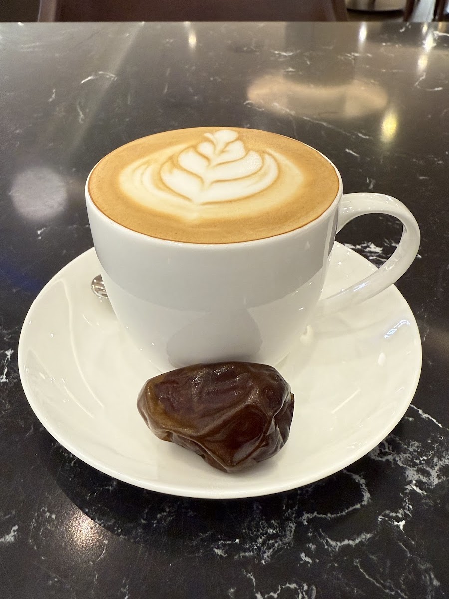 Cafe Bateel - Photo 4