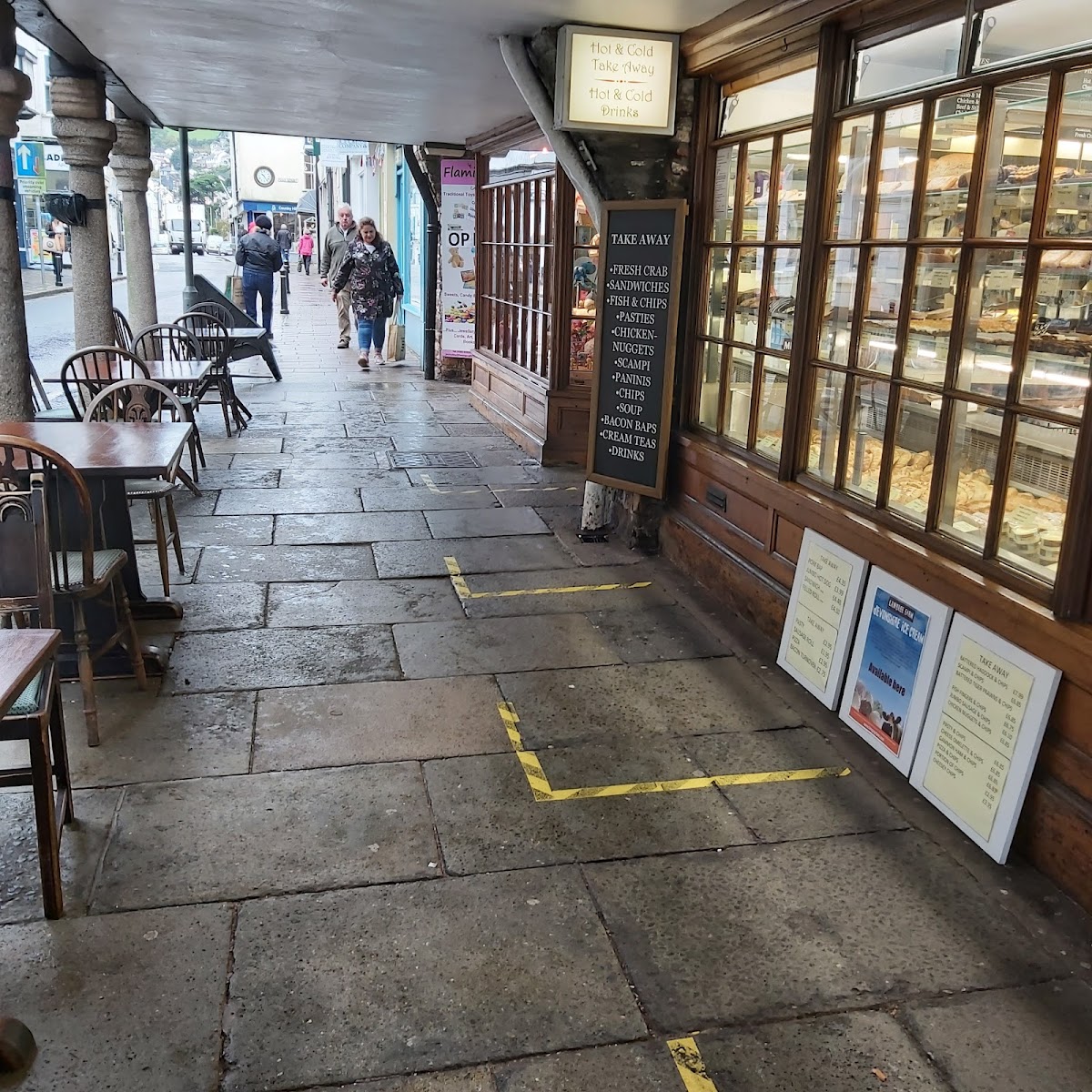 Sloping Deck Restaurant - Photo 6