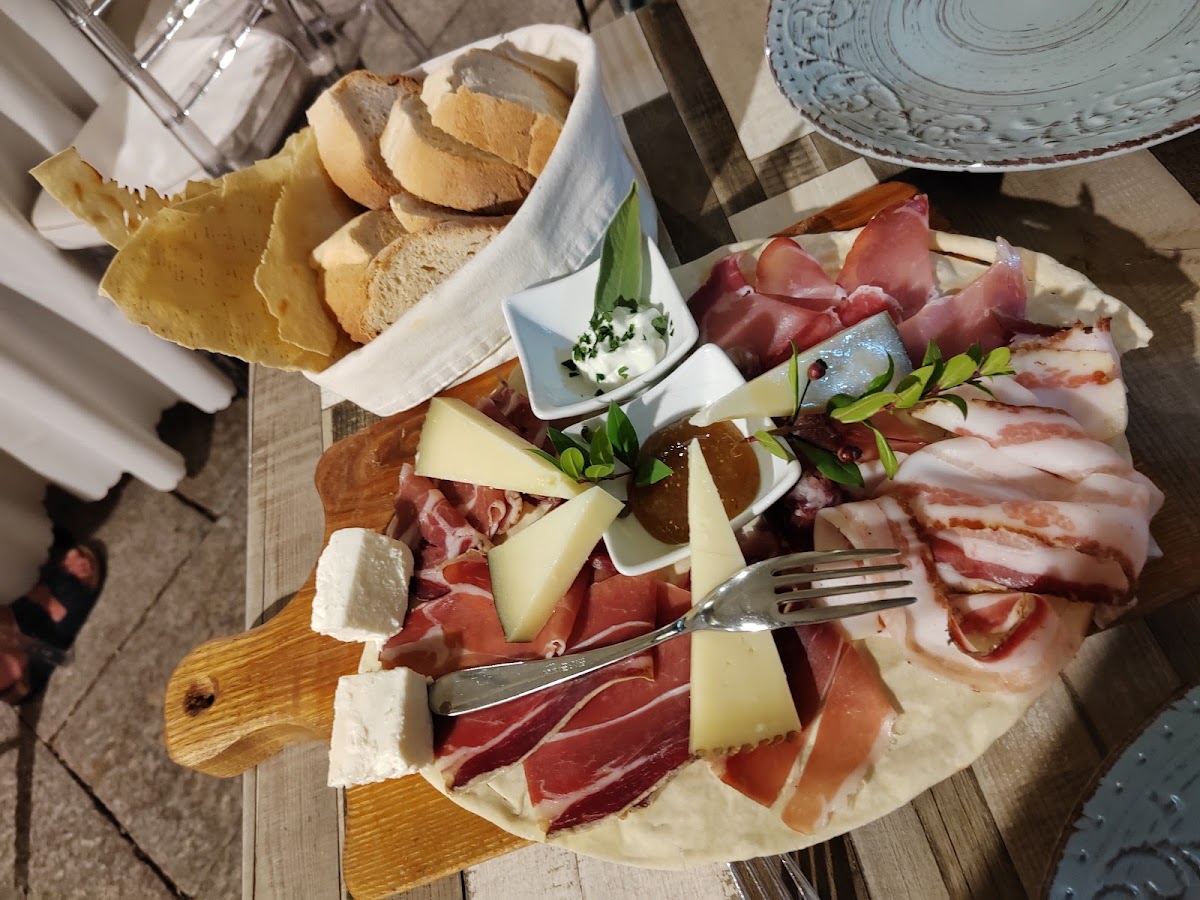 Trattoria Vecchia ILVA - Photo 4