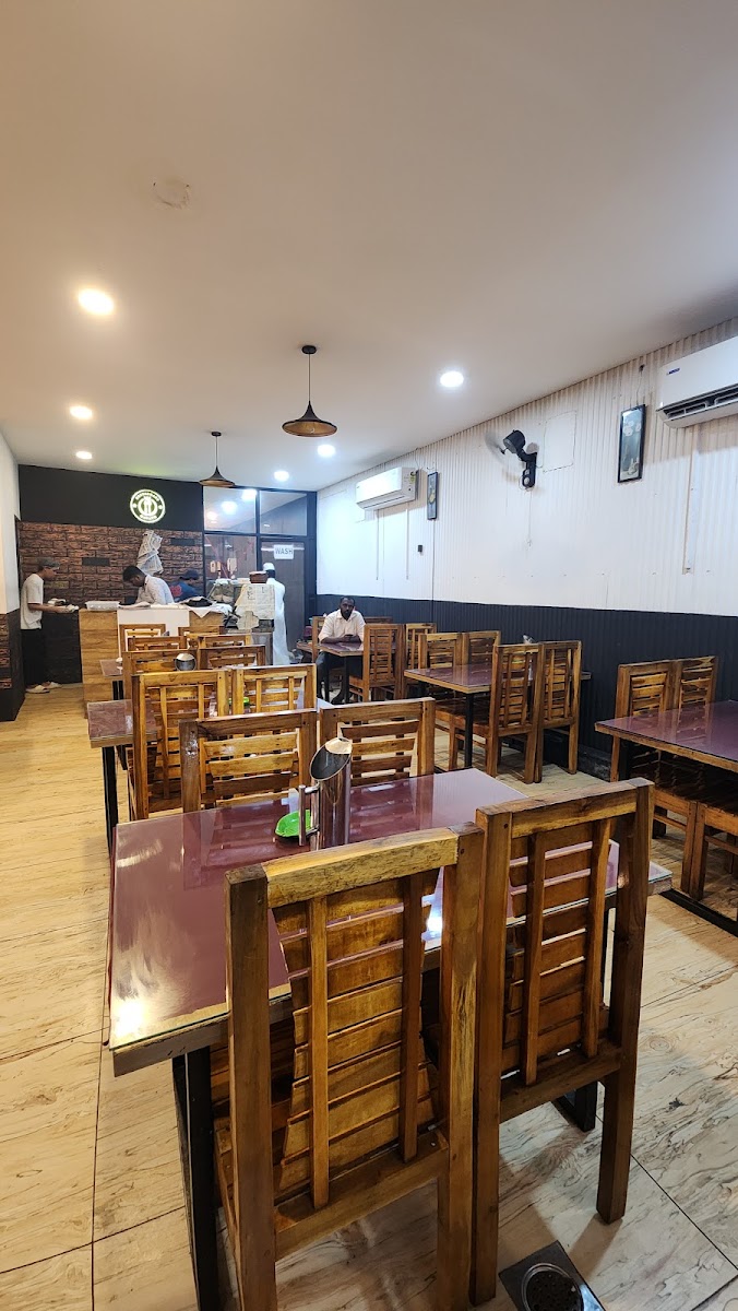 Hayath Restaurant - Photo 6