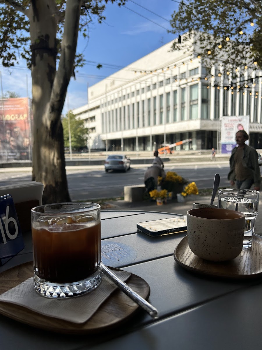 Coffee Monkey - Photo 8