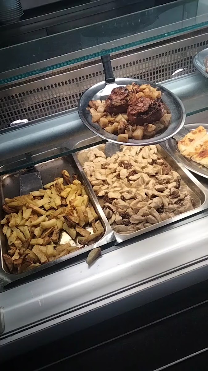 Food Village - Photo 1