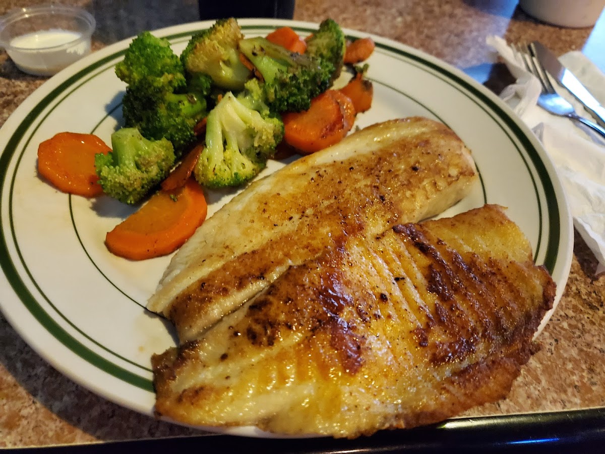 Hempstead Seafood Restaurant & Stk - Photo 7