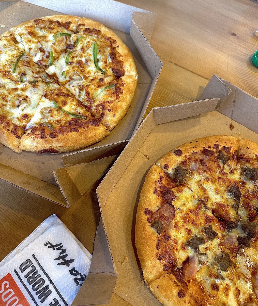 Pizza Hut - East Legon 2 - Photo 4