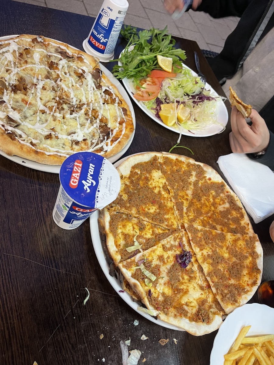 S&M Döner -Pizza - Photo 7