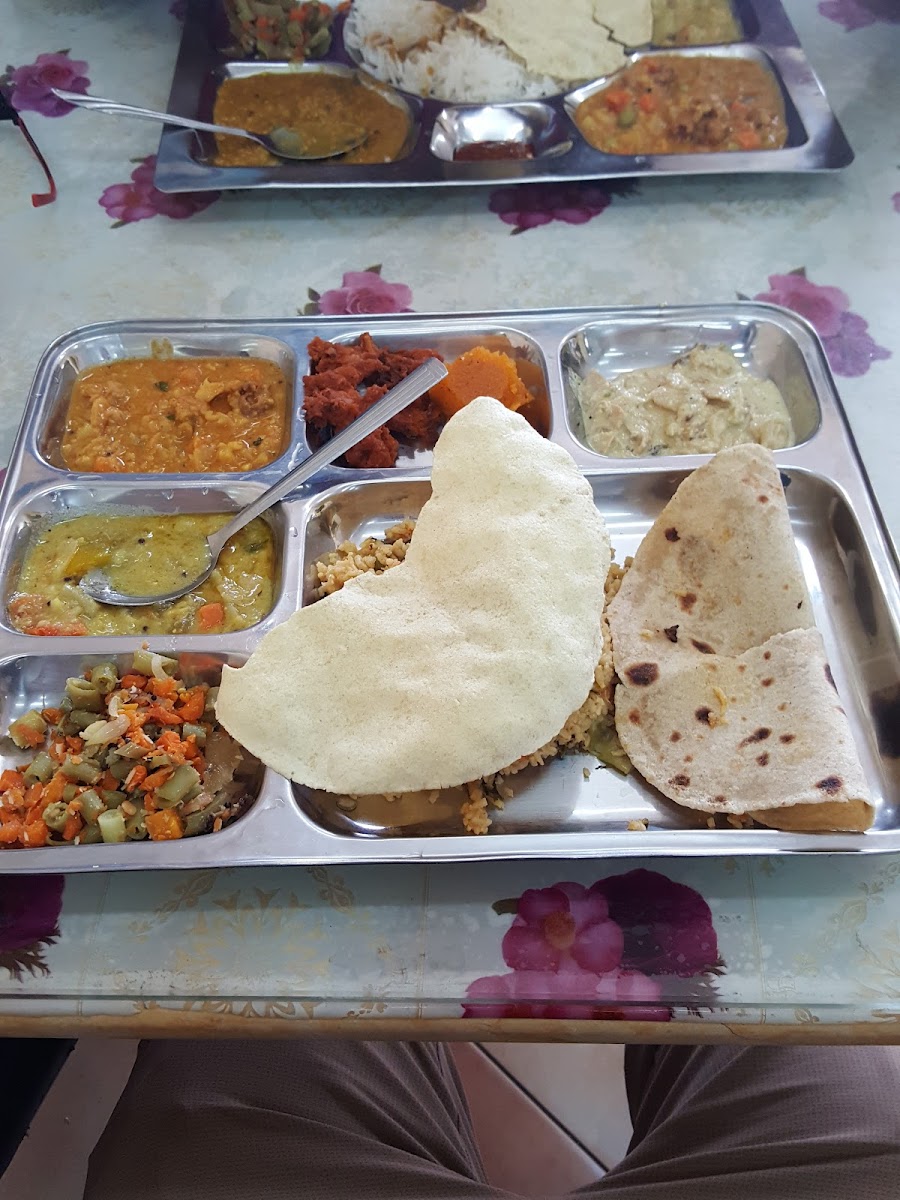 Tamilnadu Restaurant தமிழ்நாடு உணவகம் - Photo 8