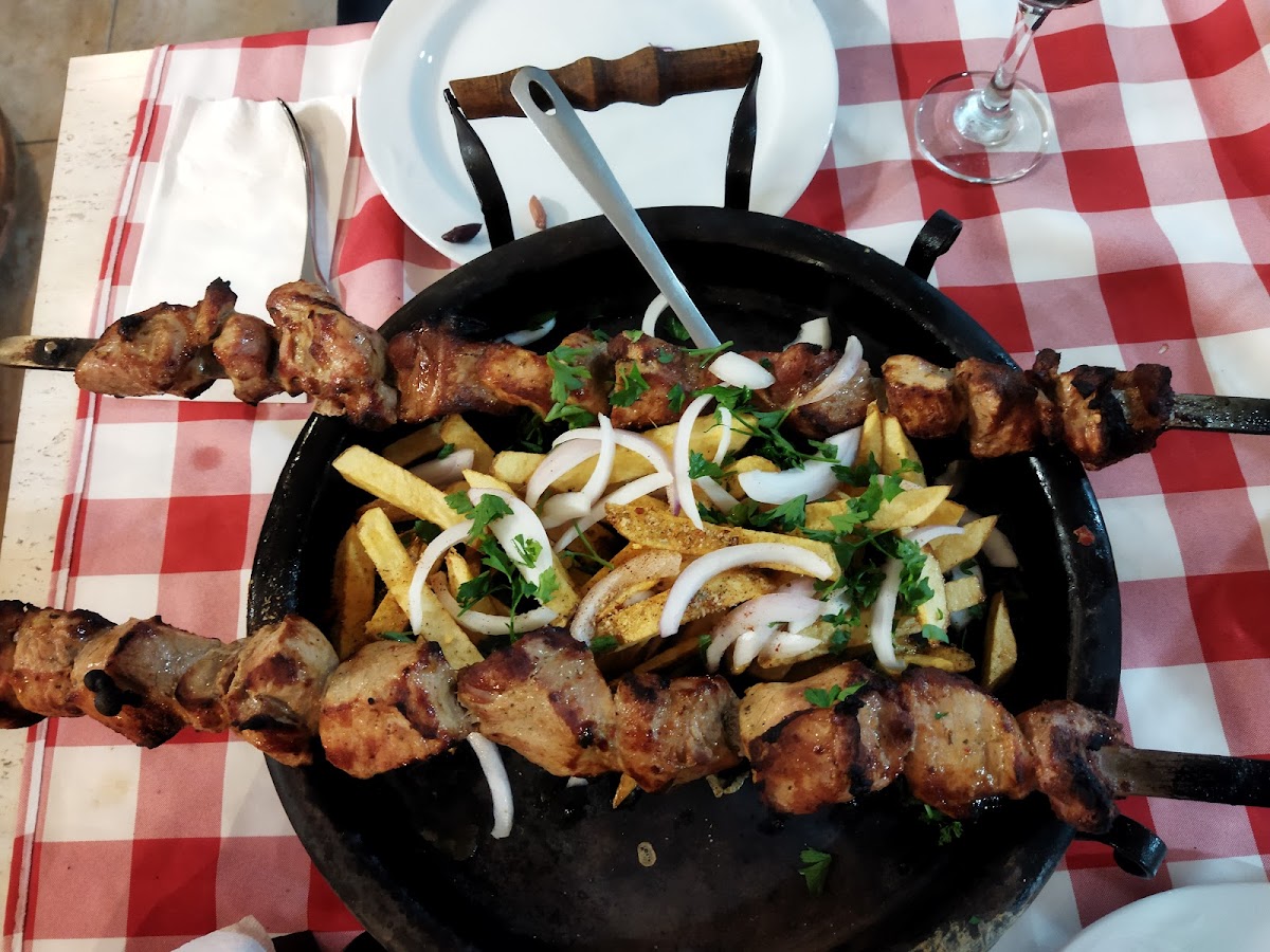 Taverna Picnic - Photo 7