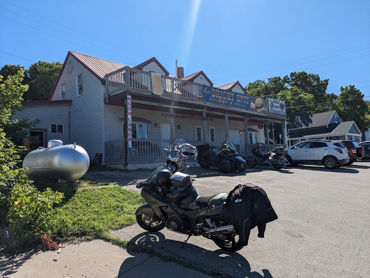 Bright Spot Tavern & Restaurant - Photo 2