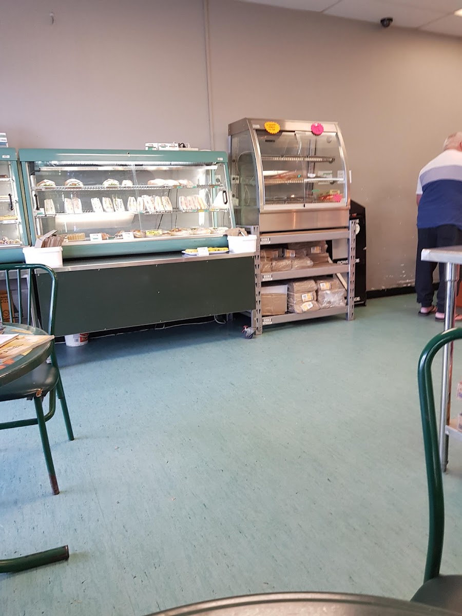Wakelin Bakery & Lunch Bar - Photo 8