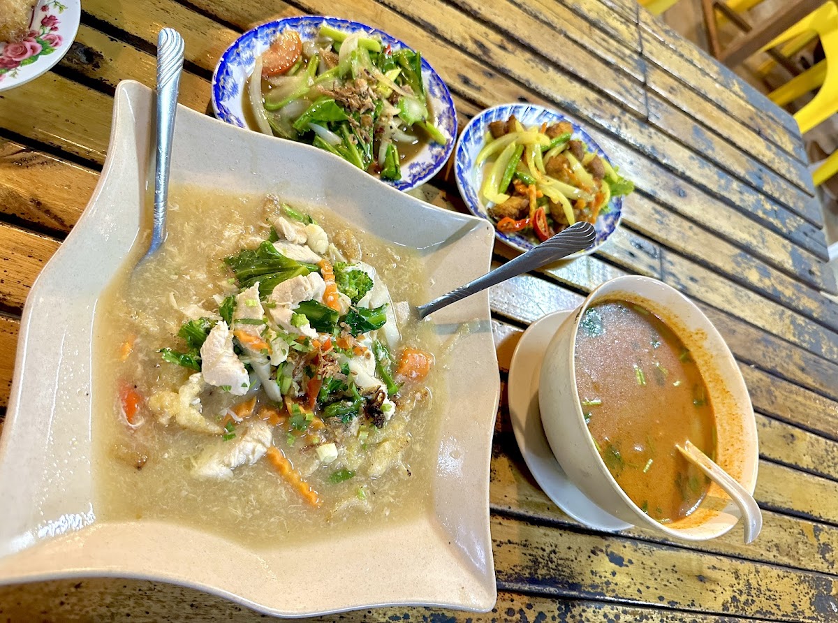 Abin Nasi Ayam Bakar - Photo 2