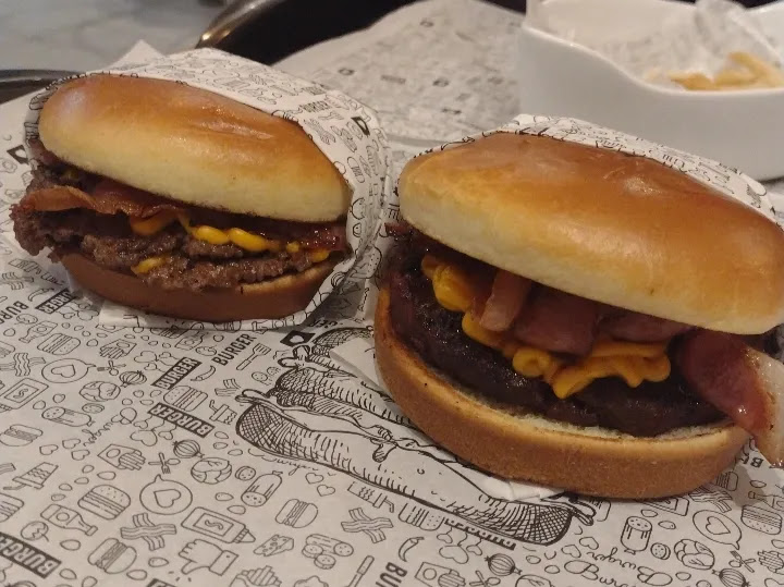Maverick's Hamburgueria - Photo 6