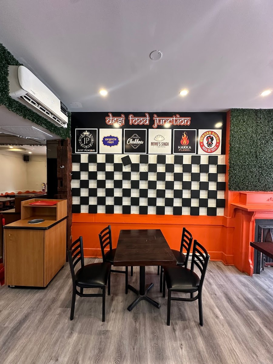 Desi Food Junction - Indian Restaurant - Photo 6