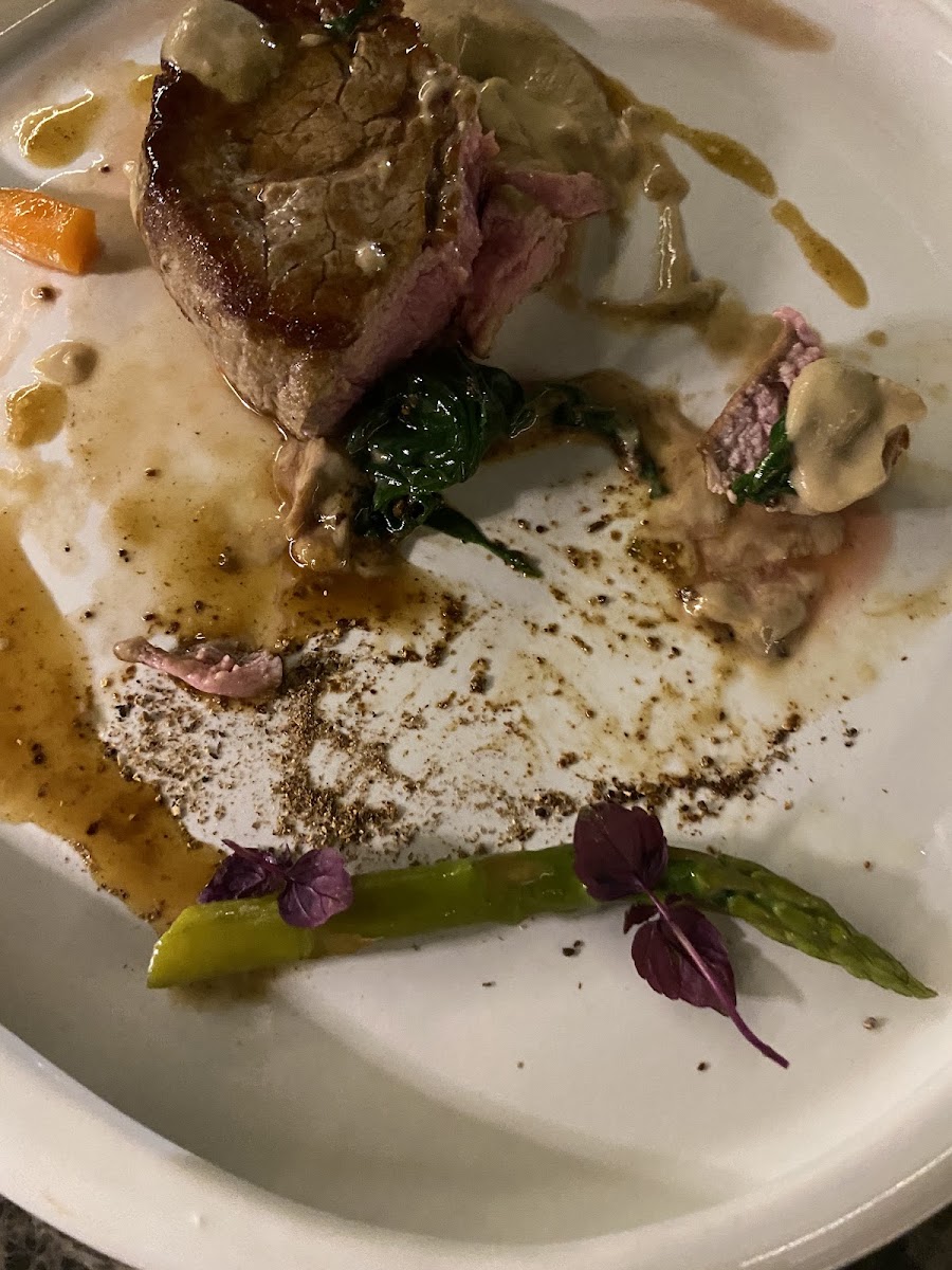 Nui Restaurant - Photo 4
