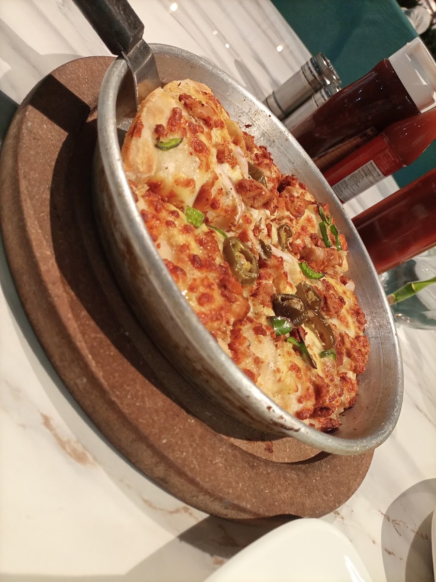 Oregano Pizza - Photo 4
