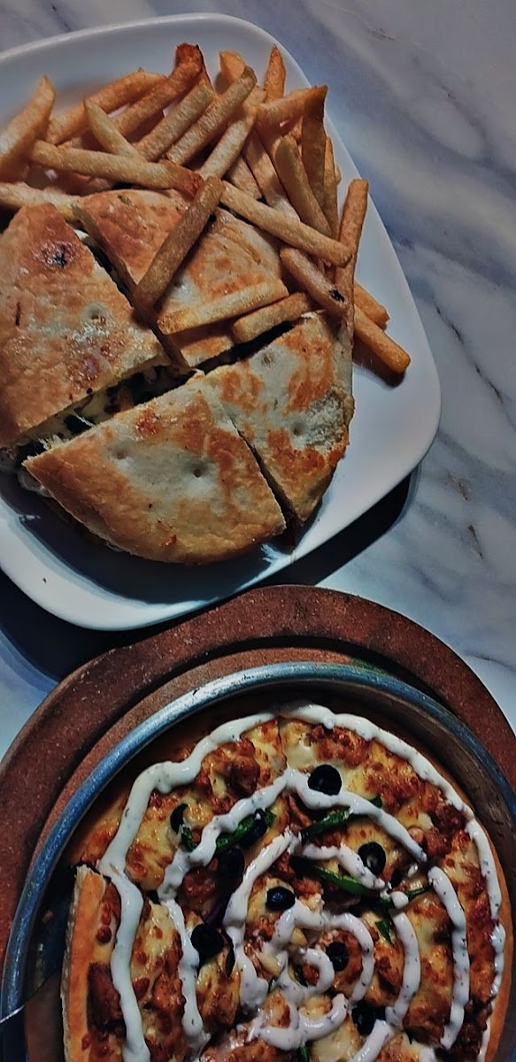 Oregano Pizza - Photo 7