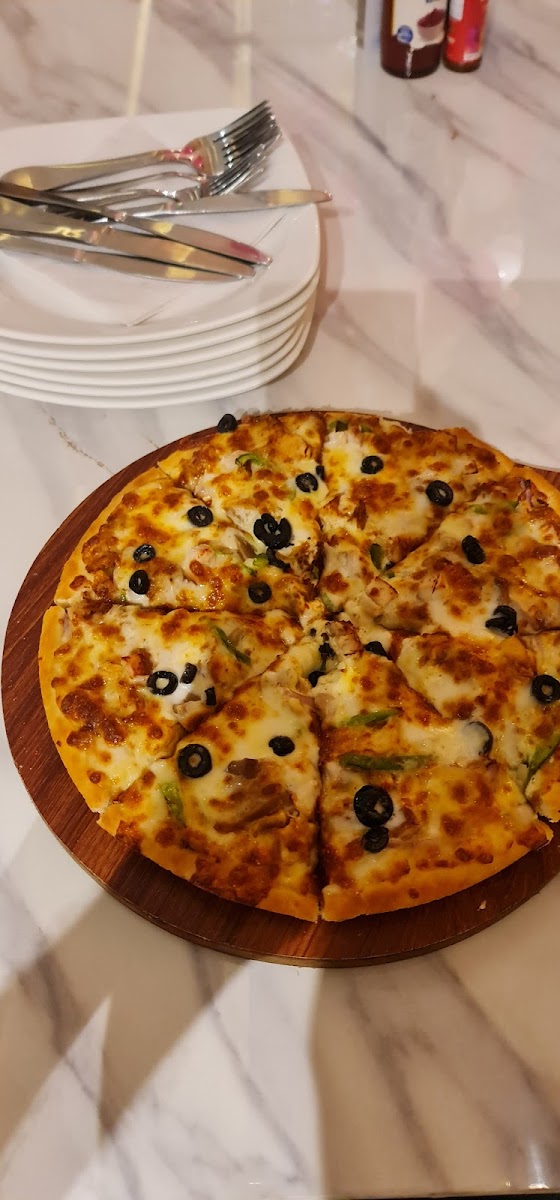 Oregano Pizza - Photo 8