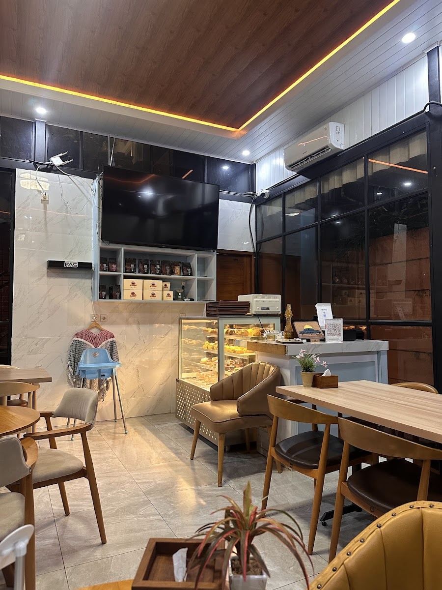 Hava Cafe & Resto Bintaro - Photo 2