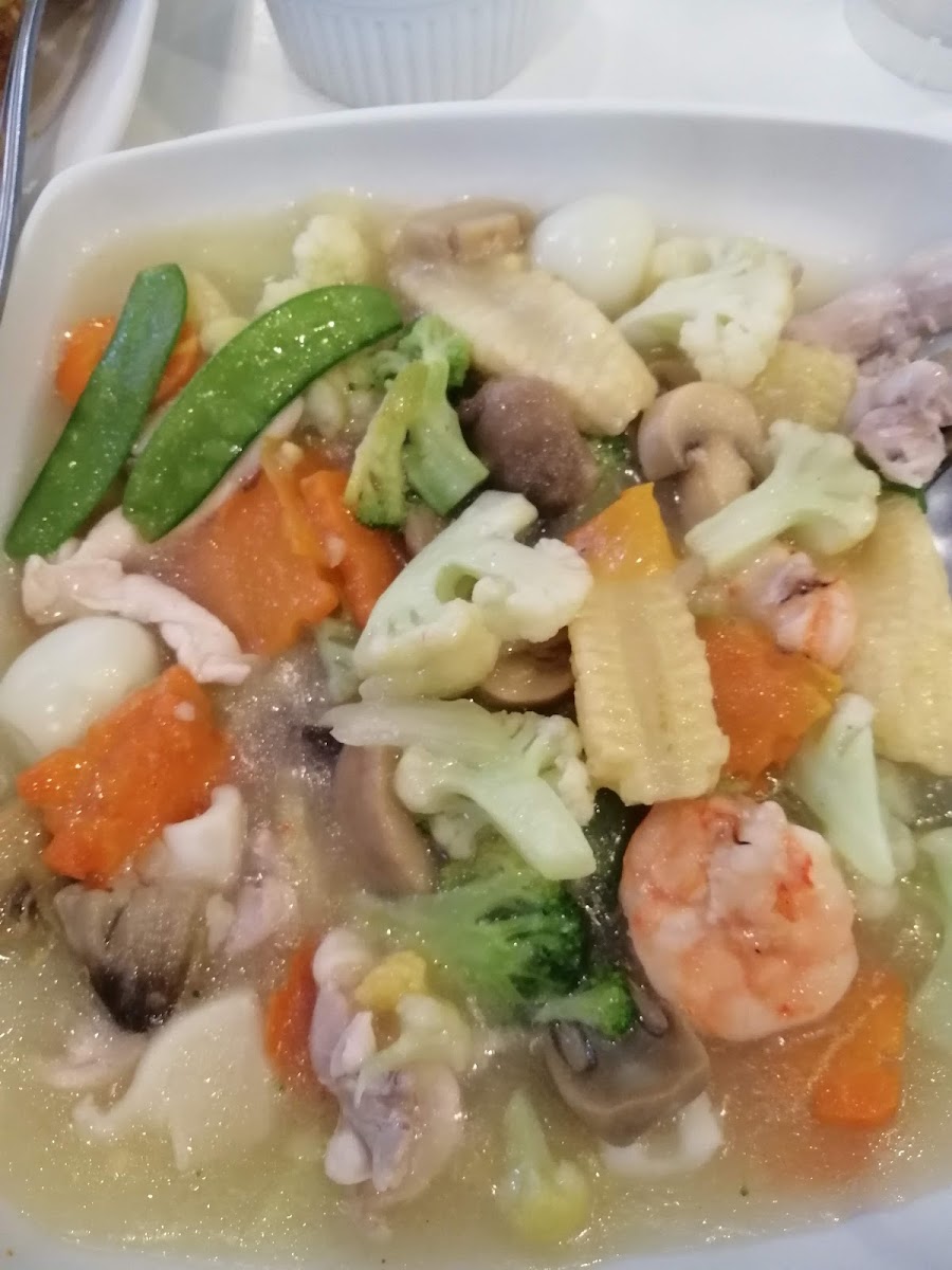 Manila Foodshoppe - Photo 9