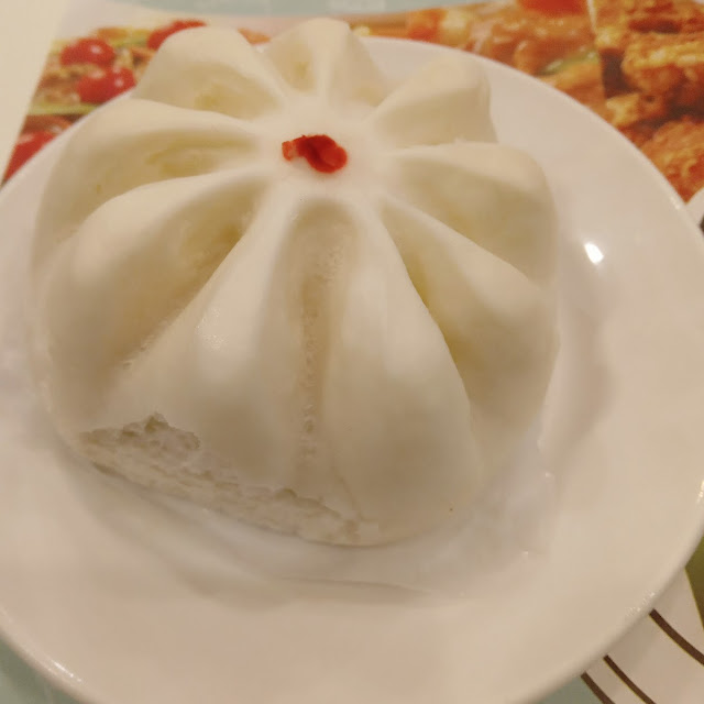 Bola Bola Siopao