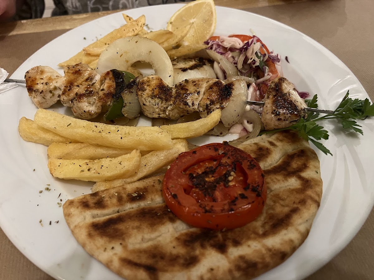 Sousouro Restaurant - Photo 2