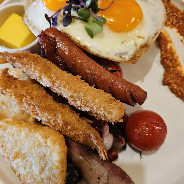 Big Breakfast
