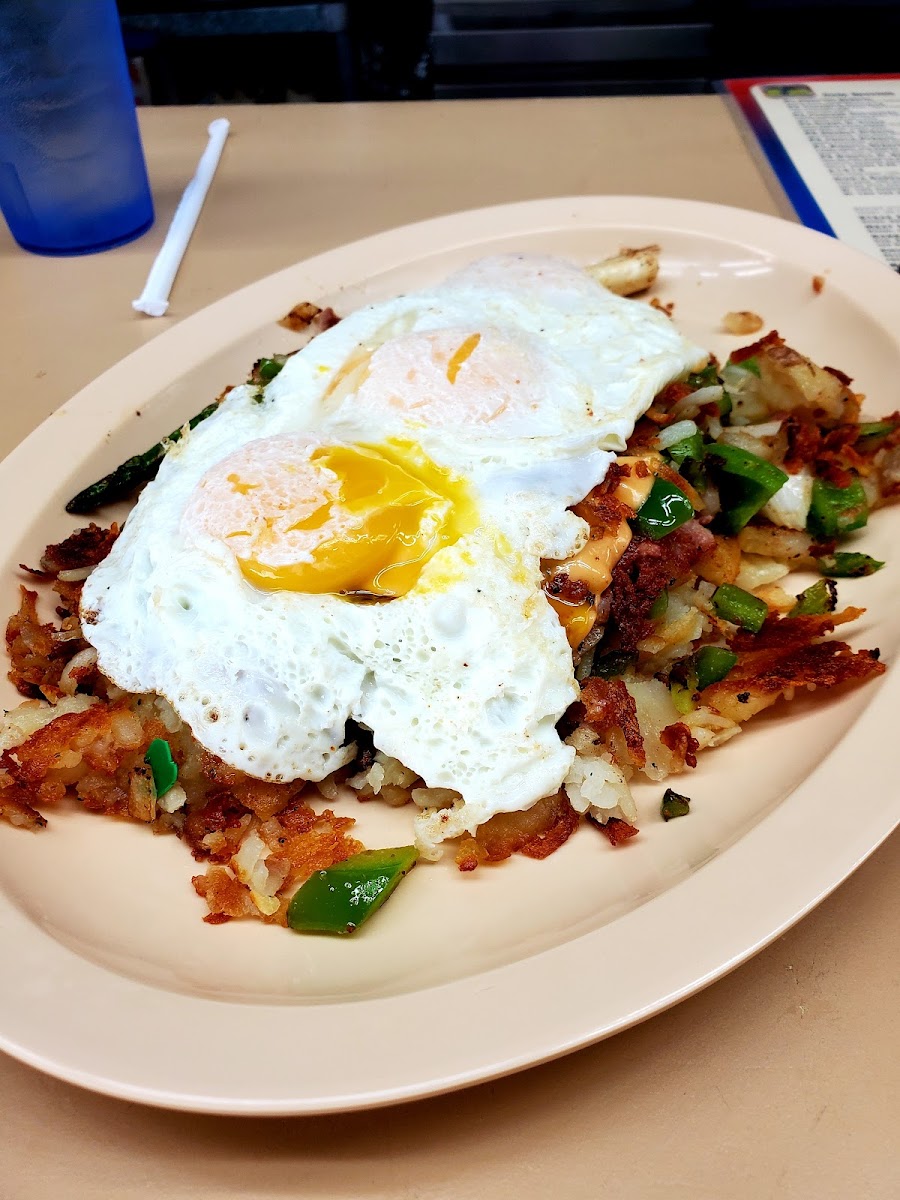 LC's Diner - Photo 3