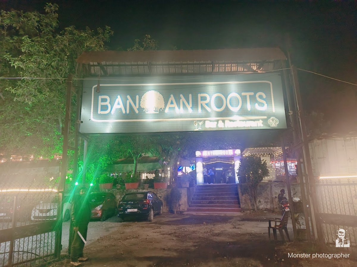 Banyan Rooted Family Restaurant & Bar