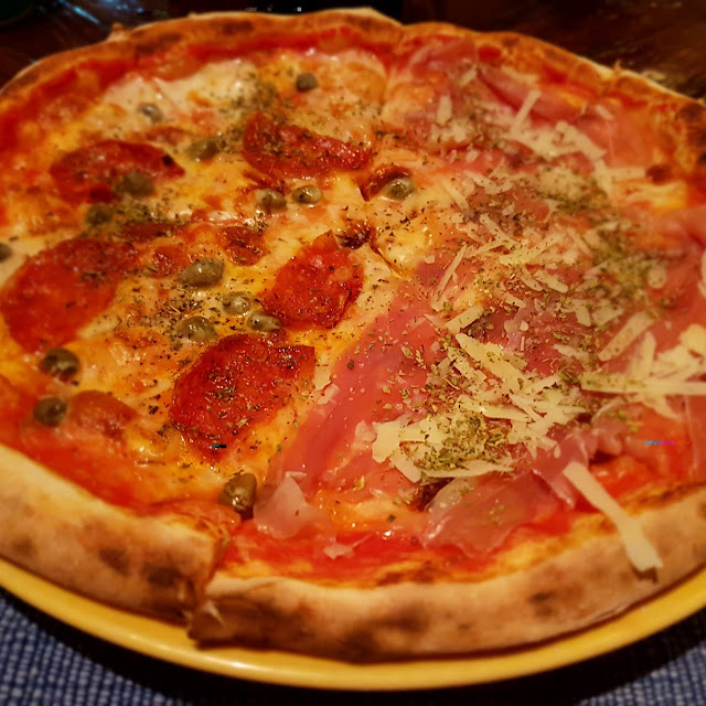 pizza crudo e