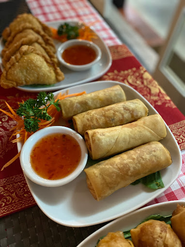 Hot Wok Thai - Photo 2