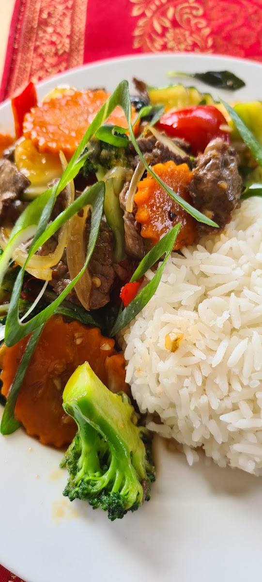Hot Wok Thai - Photo 5