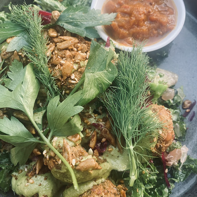 Falafel Salad