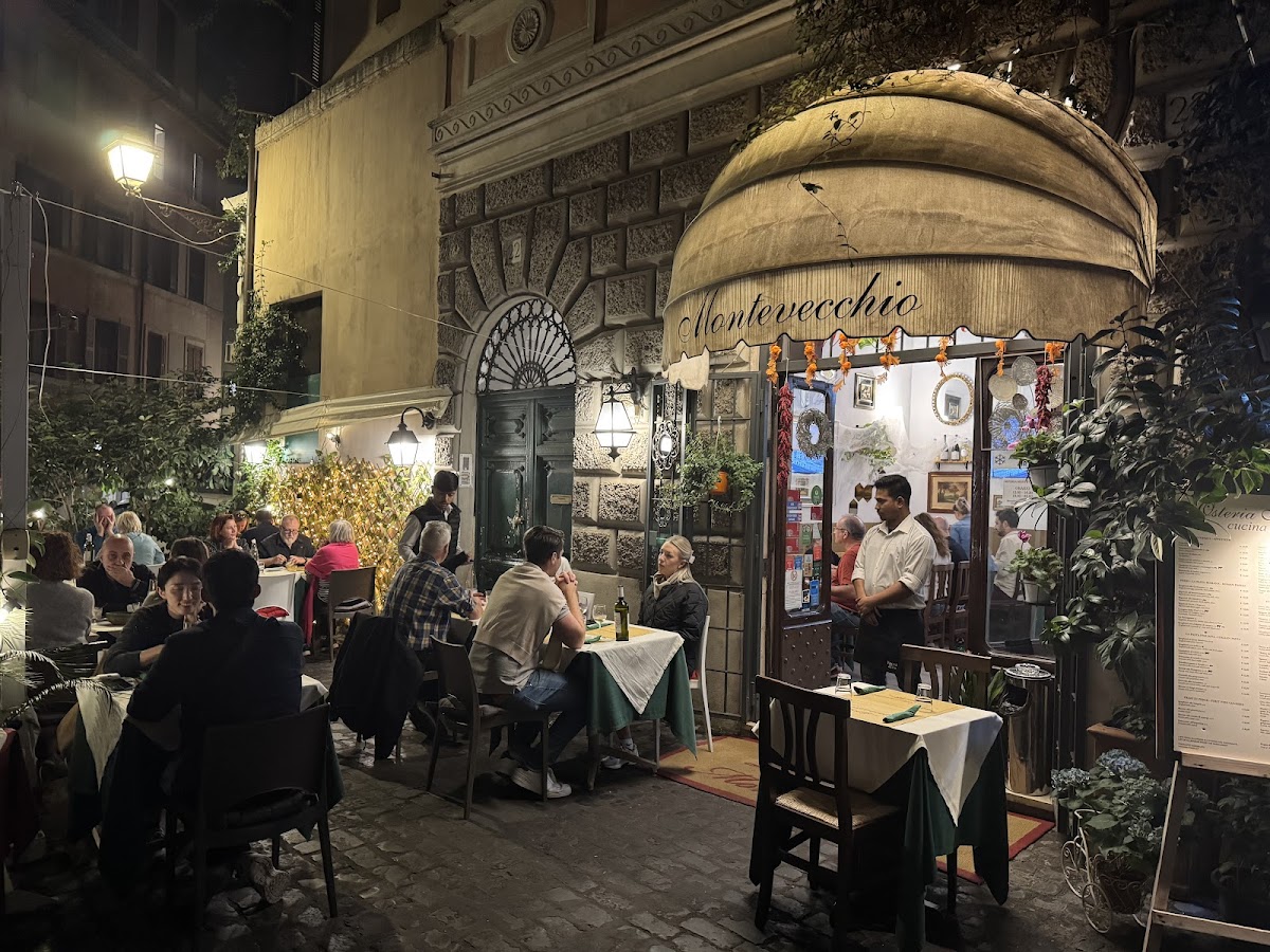 Ristorante Montevecchio - Photo 4