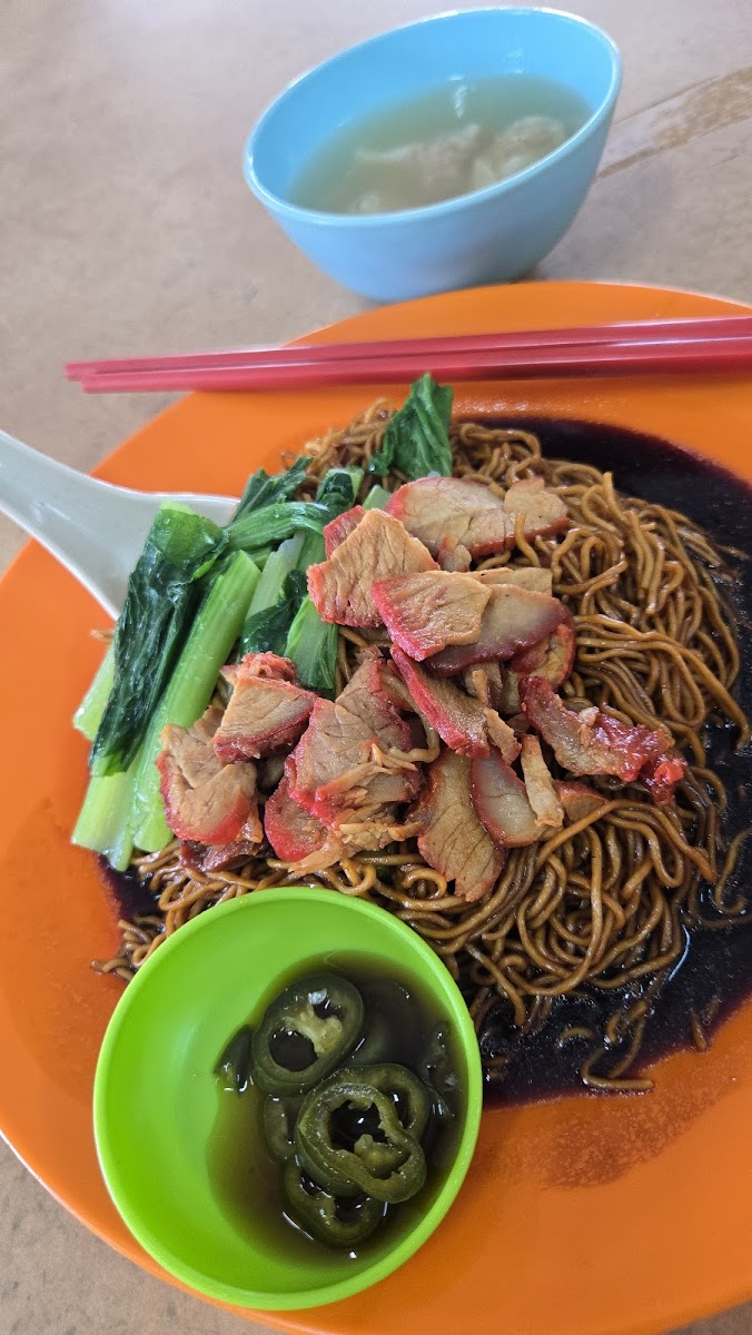Hin Hoe Restaurant 兴和茶餐室 - Photo 9