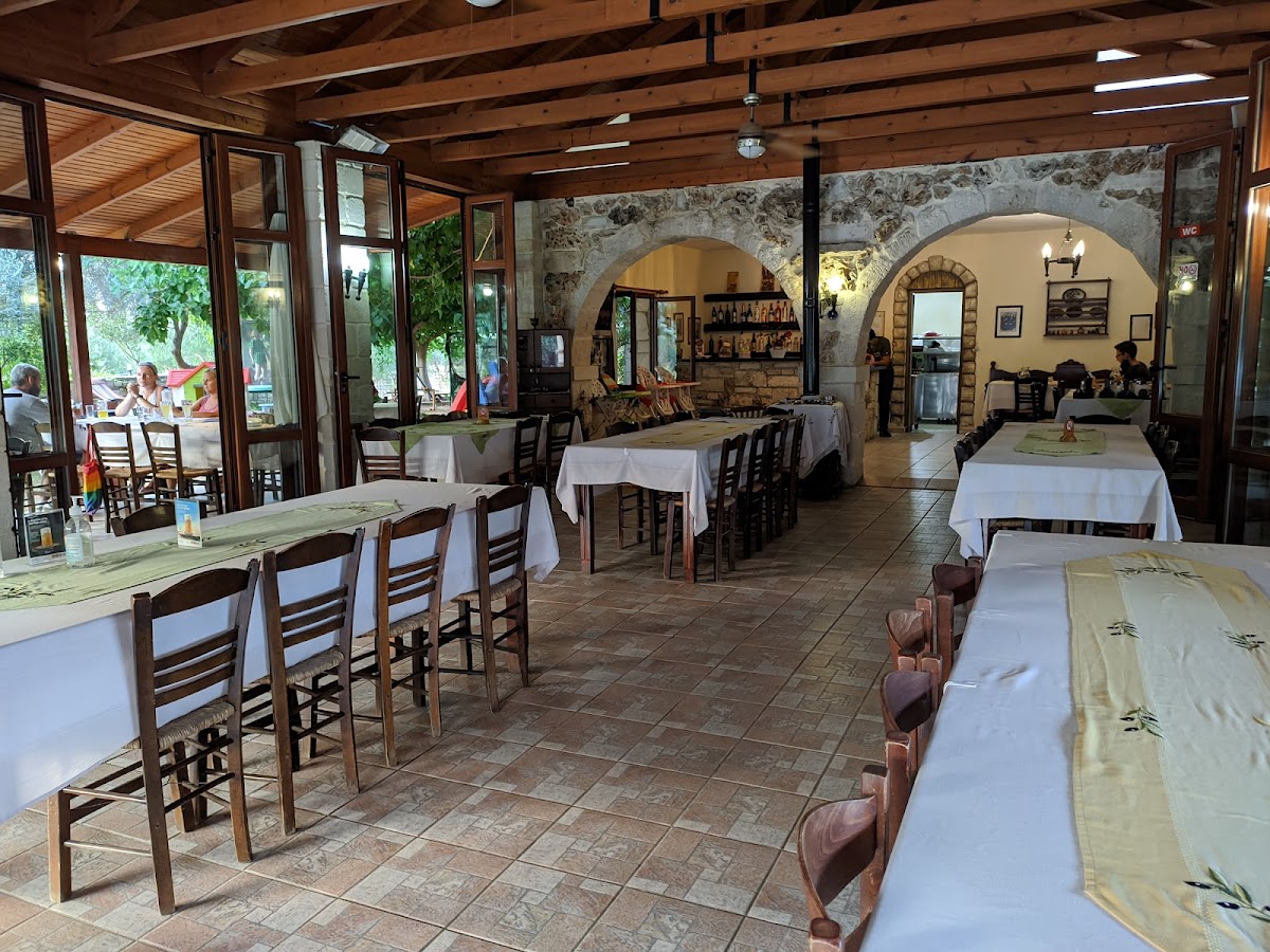 Georgia's Traditional Taverna