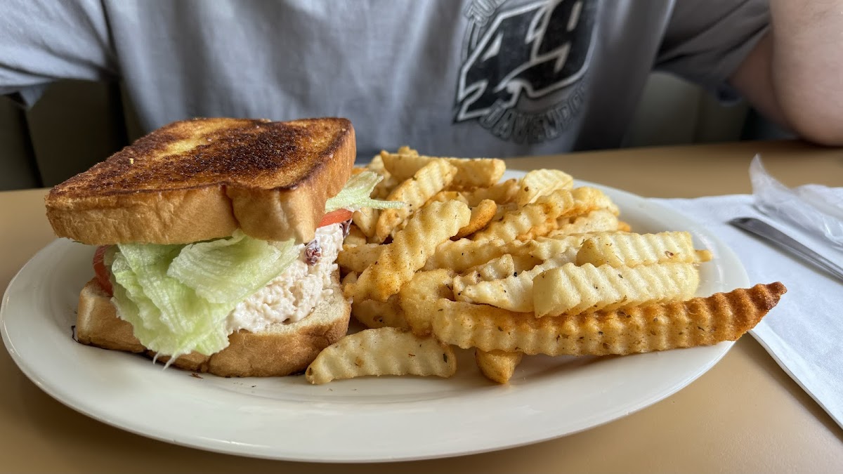 Clinch Mountain Bakery & Restaurant - Photo 1