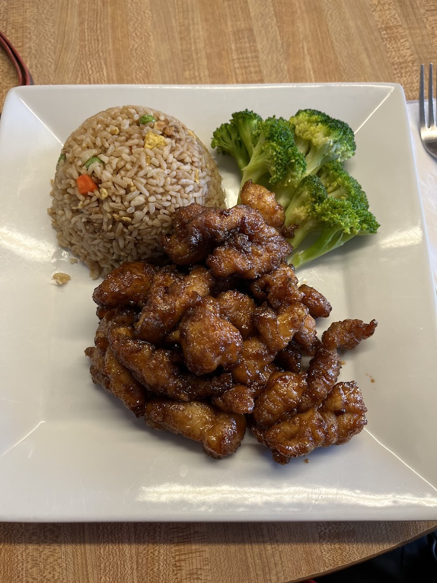 Beaverton Restaurant Inc - Photo 9