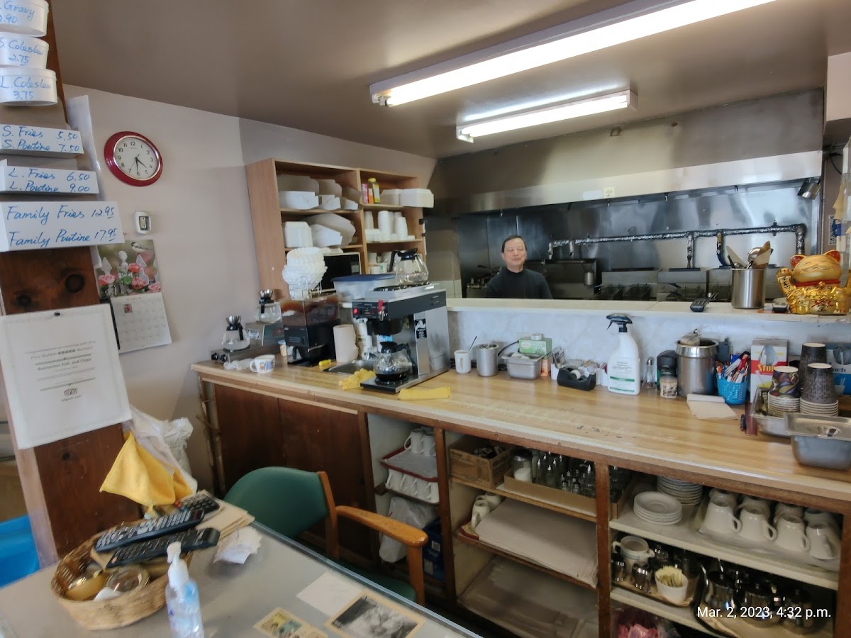 Beaverton Restaurant Inc - Photo 6