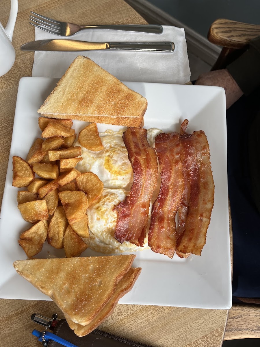 Beaverton Restaurant Inc - Photo 7