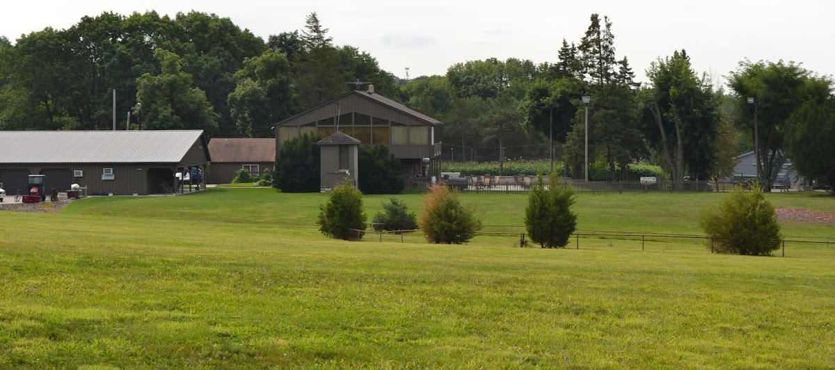 Powderbourne Sportsman's Club - Photo 2