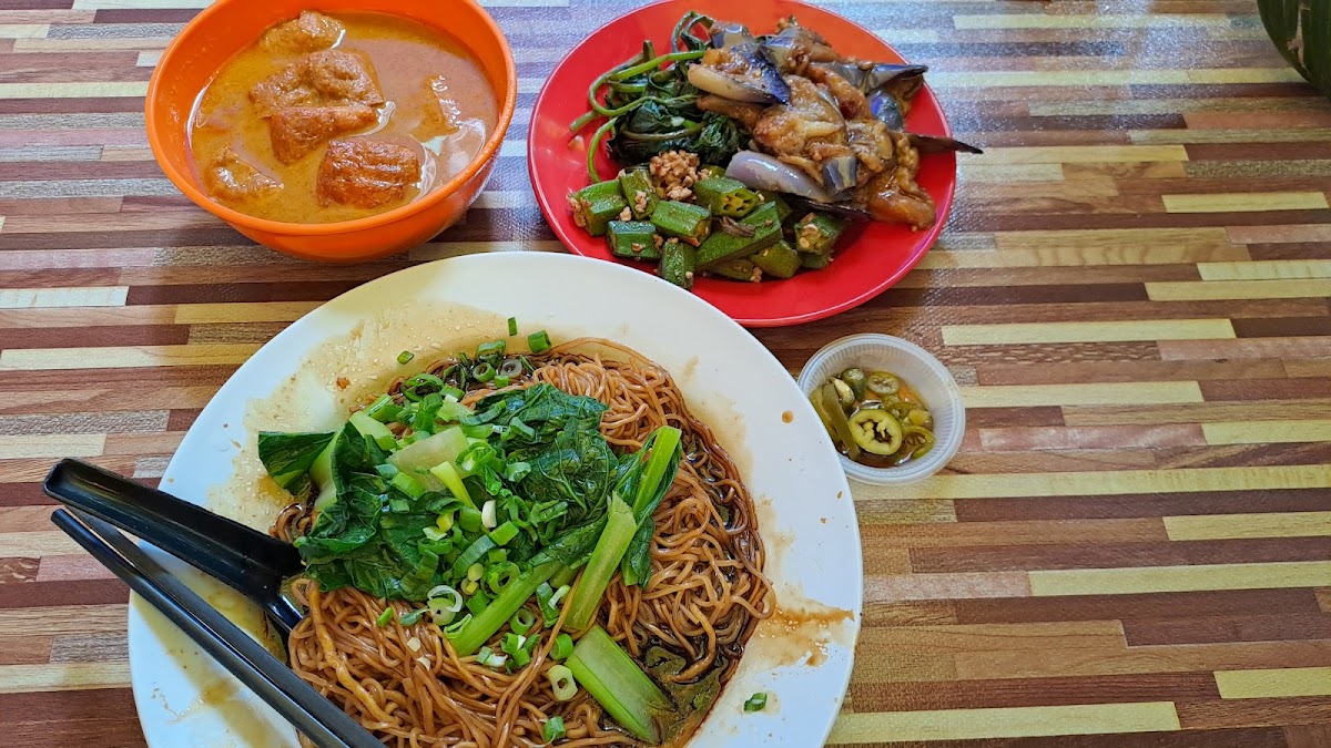 Pin Chuan kopitiam 品泉茶餐室 - Photo 2