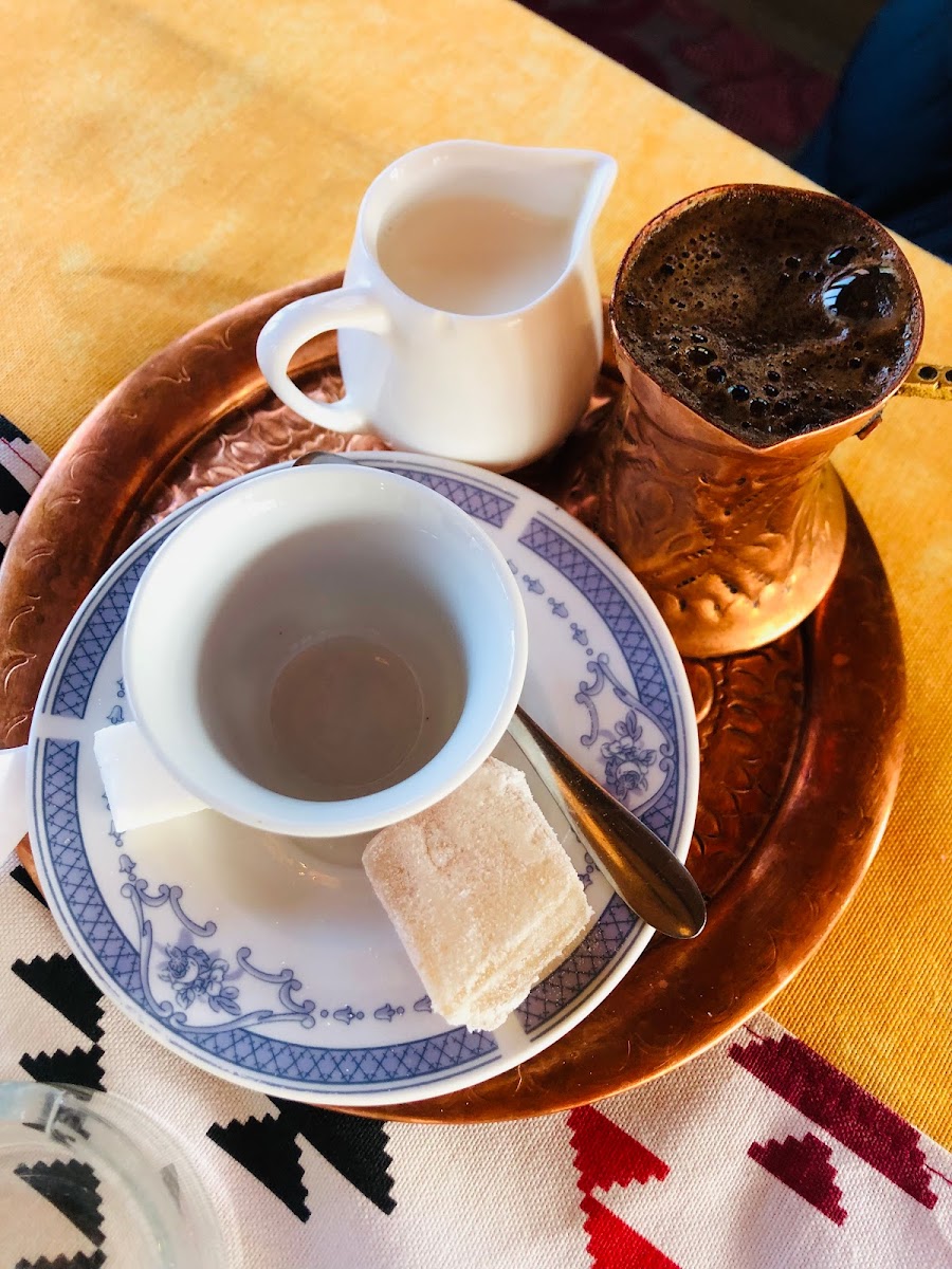 Restoran Ribnjak Bosanska Kuca - Photo 6