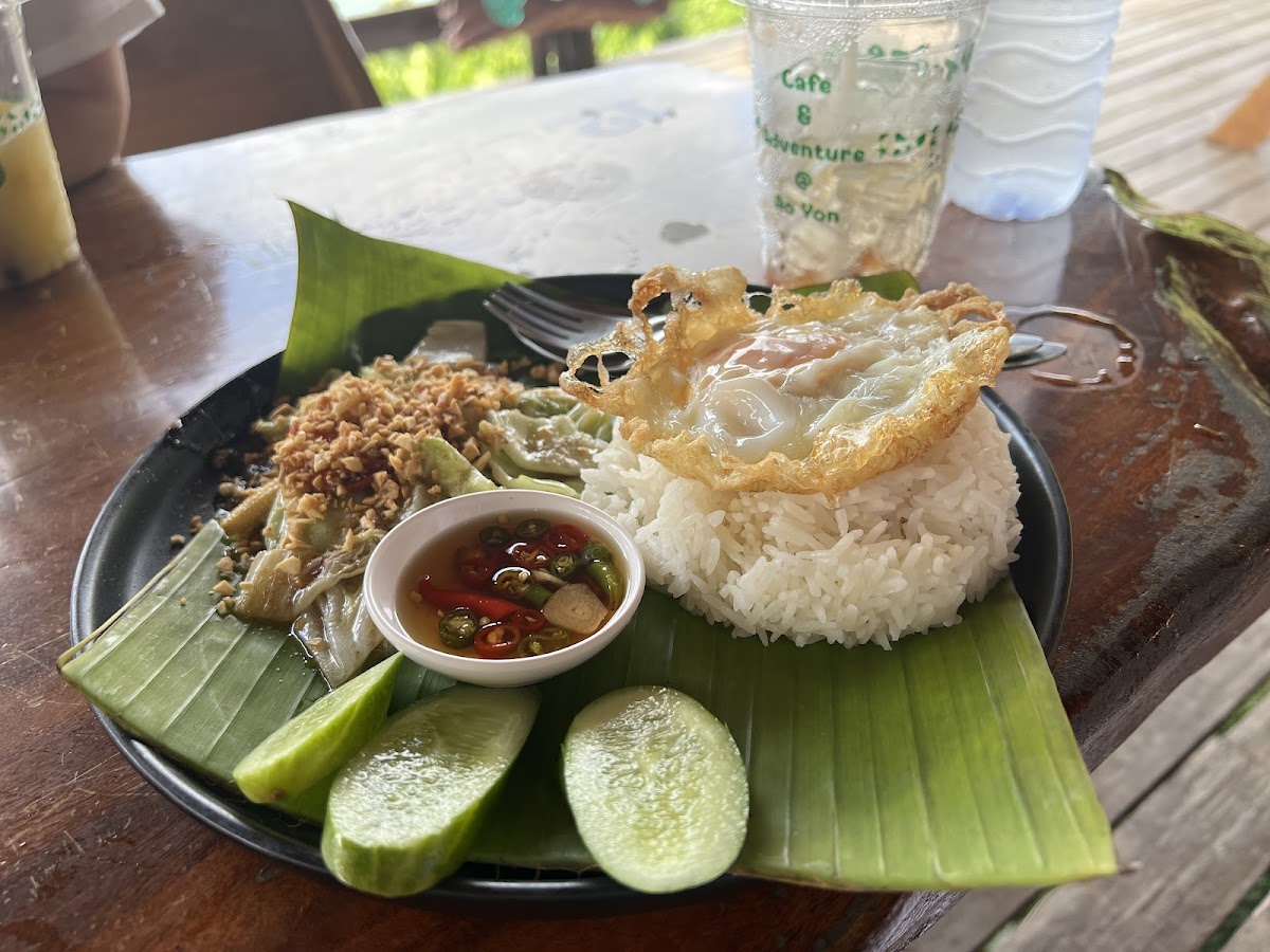 TARZAN SEA SIDE CAFE - Photo 5