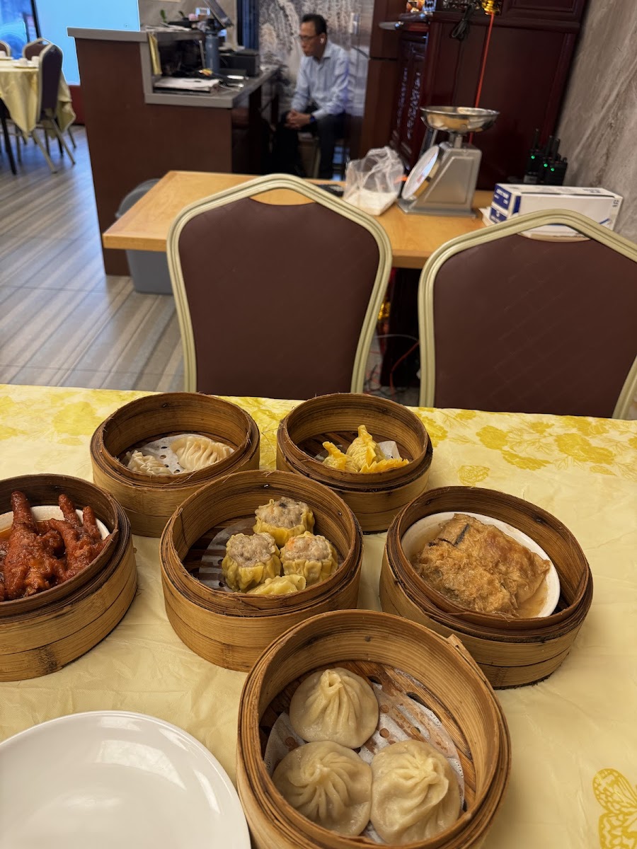 Beijing Duck Seafood Restaurant - Photo 3